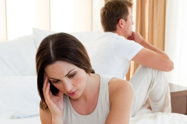 suy giảm ham muốn tình dục là dấu hiệu của bệnh rối loạn nội tiết tố sau sinh